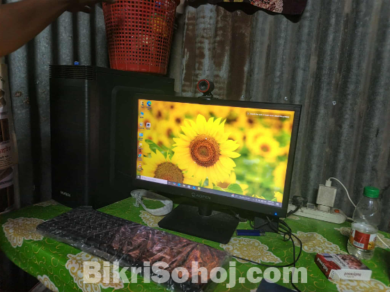 desktop computer